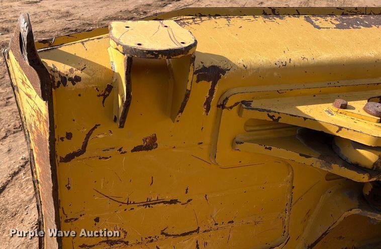 image for item JT9015 2013 Caterpillar D6T XL dozer