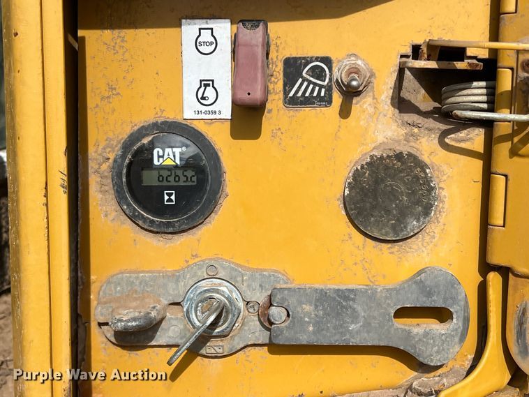 image for item JT9015 2013 Caterpillar D6T XL dozer