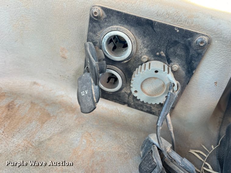 image for item JT9015 2013 Caterpillar D6T XL dozer