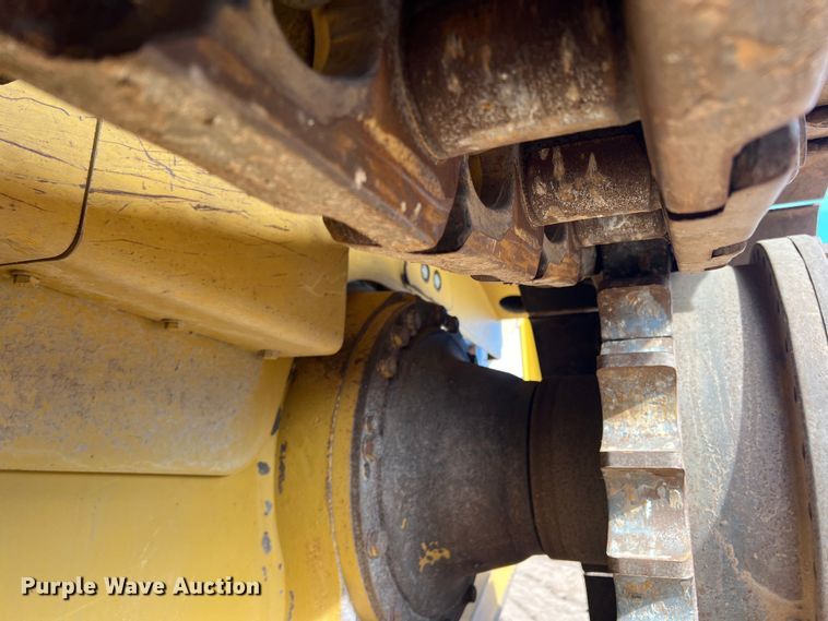 image for item JT9015 2013 Caterpillar D6T XL dozer