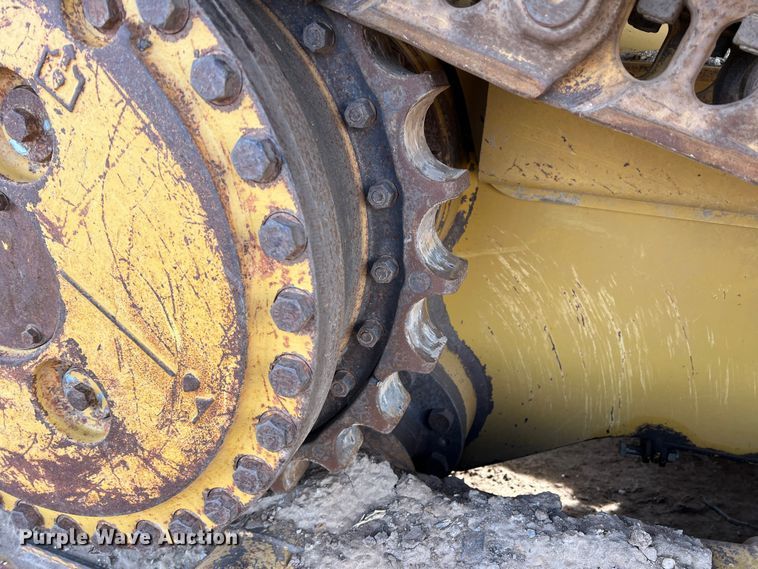 image for item JT9015 2013 Caterpillar D6T XL dozer