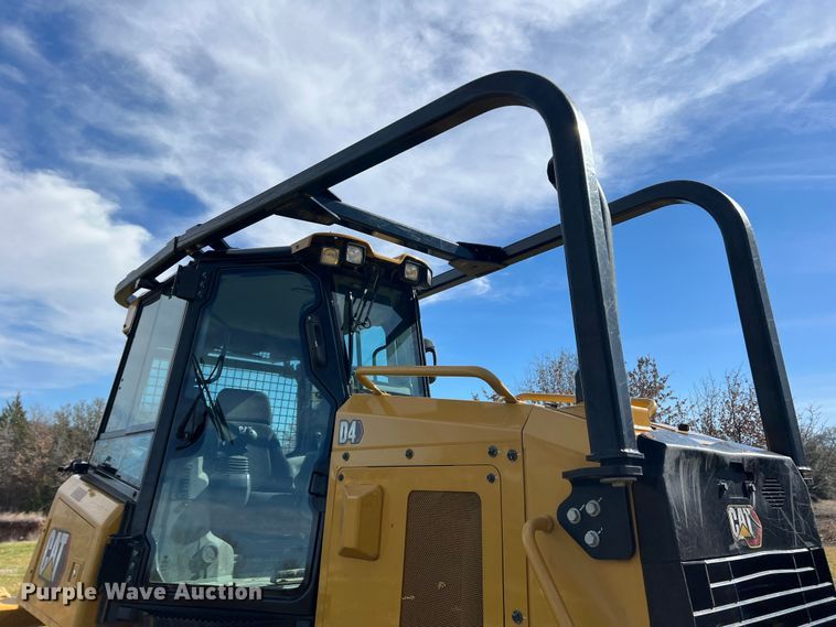 image for item JT9016 2020 Caterpillar  D4 dozer