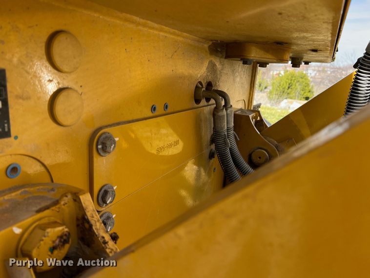 image for item JT9016 2020 Caterpillar  D4 dozer