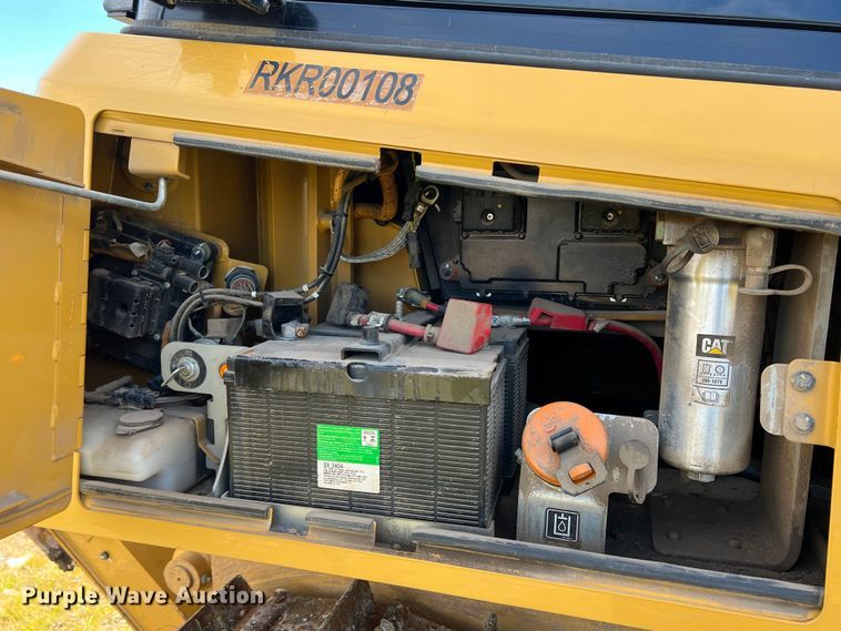 image for item JT9016 2020 Caterpillar  D4 dozer