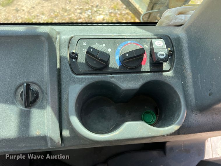 image for item JT9016 2020 Caterpillar  D4 dozer