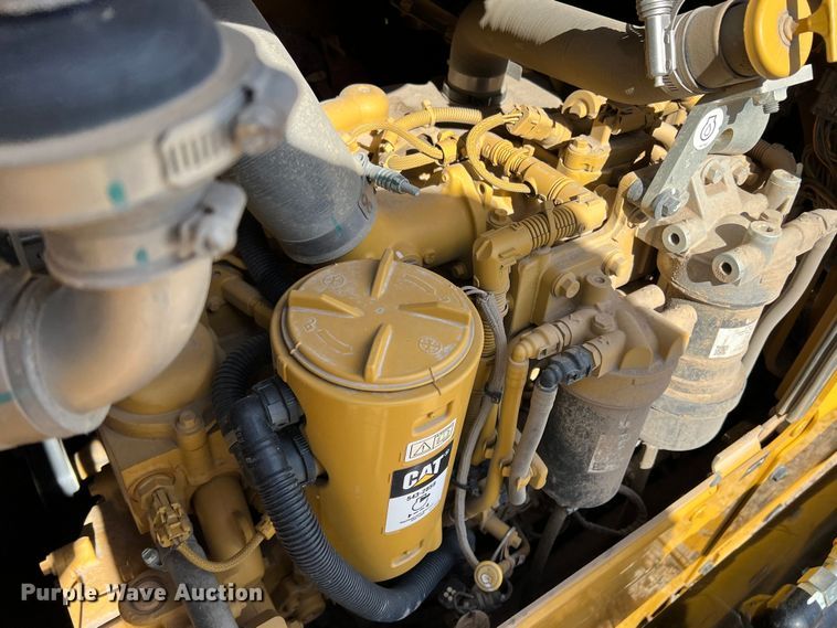 image for item JT9016 2020 Caterpillar  D4 dozer