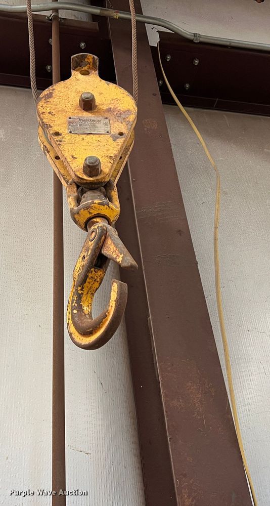 image for item JT9017 Maintainer 10000 series  crane