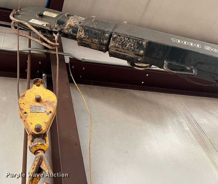 image for item JT9017 Maintainer 10000 series  crane