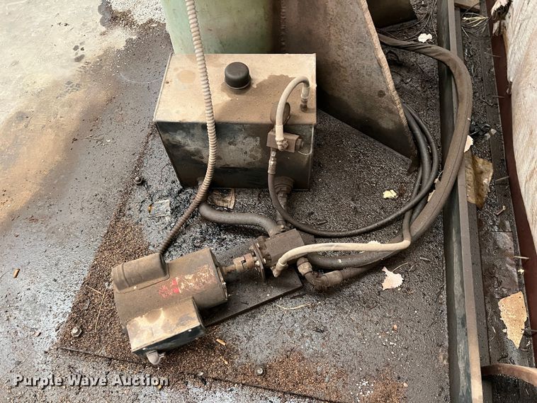 image for item JT9017 Maintainer 10000 series  crane