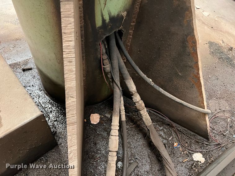 image for item JT9017 Maintainer 10000 series  crane