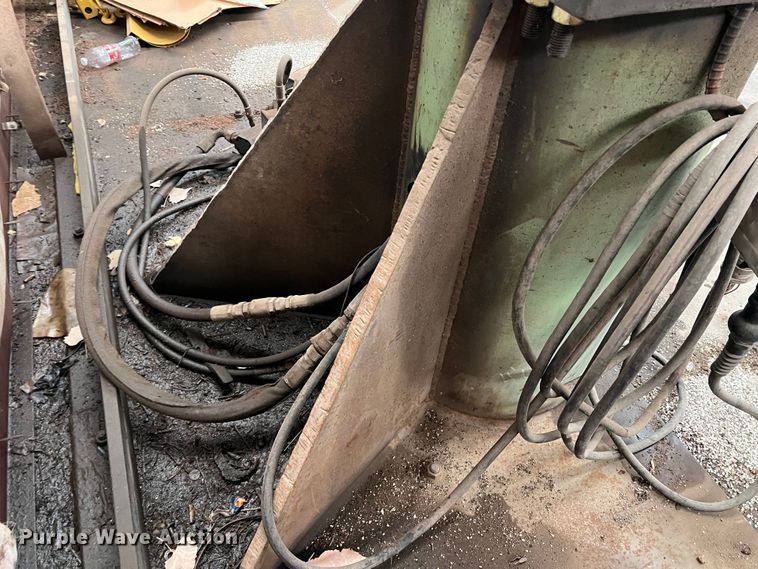 image for item JT9017 Maintainer 10000 series  crane