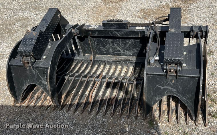 image for item JT9018 Skid steer grapple bucket