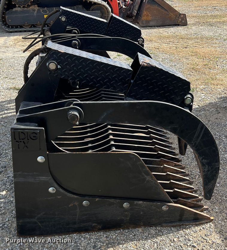 image for item JT9018 Skid steer grapple bucket