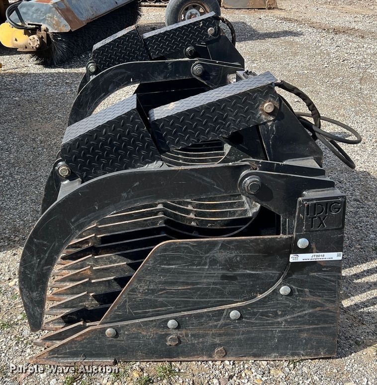 image for item JT9018 Skid steer grapple bucket