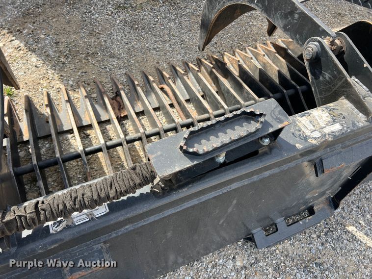 image for item JT9018 Skid steer grapple bucket