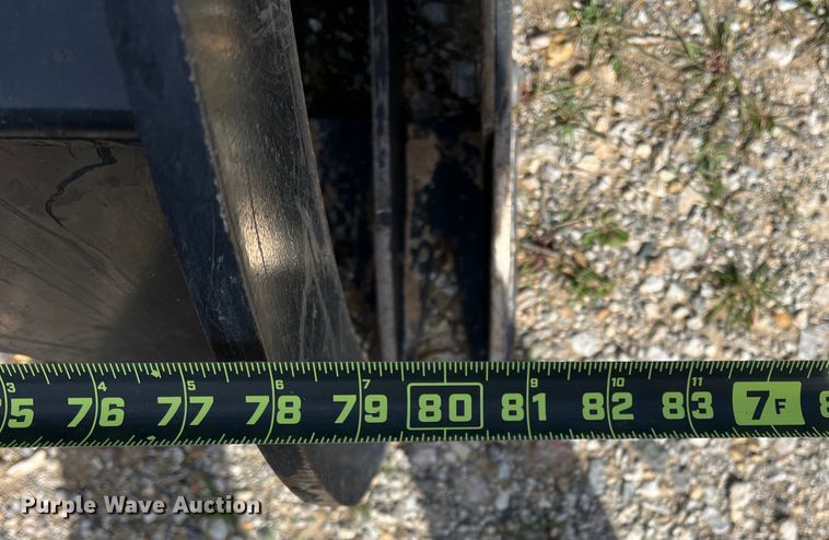 image for item JT9018 Skid steer grapple bucket