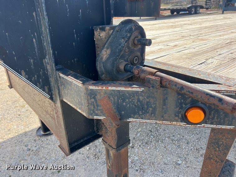 image for item JT9023 2009 Legend  equipment trailer