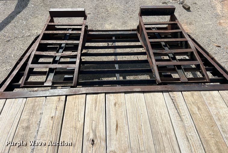 image for item JT9023 2009 Legend  equipment trailer