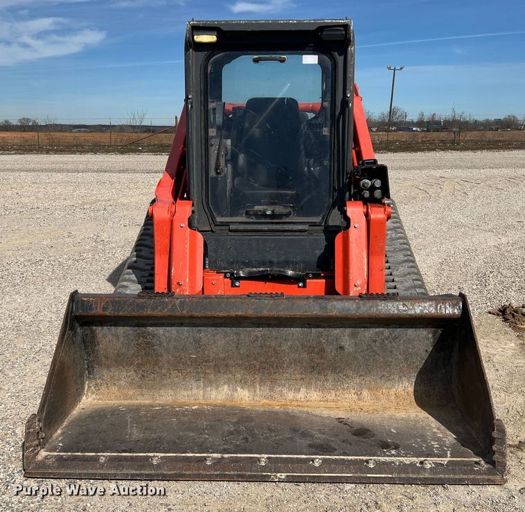 image for item JT9024 2021 Kubota  SVL95-2s tracked skid steer loader