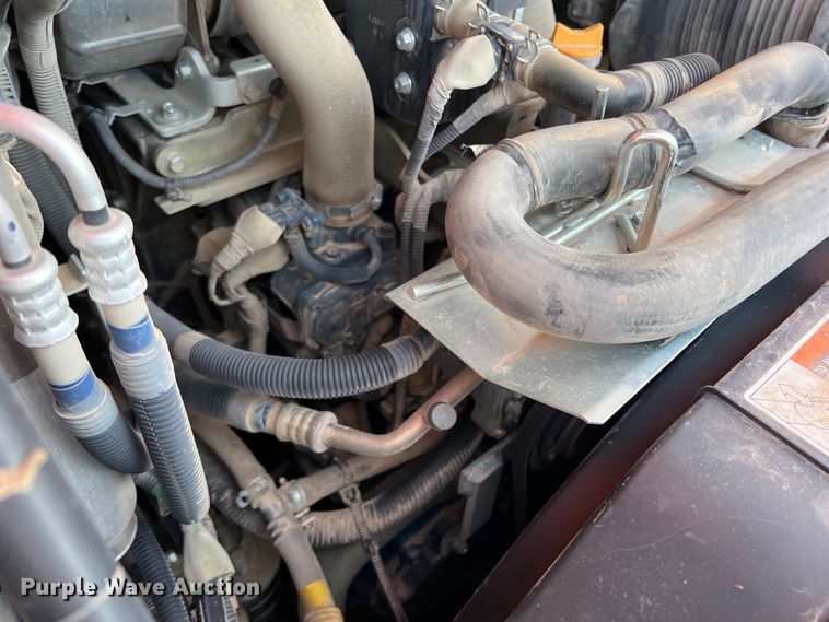 image for item JT9027 2021 Kubota SVL 95-2s tracked skid steer loader