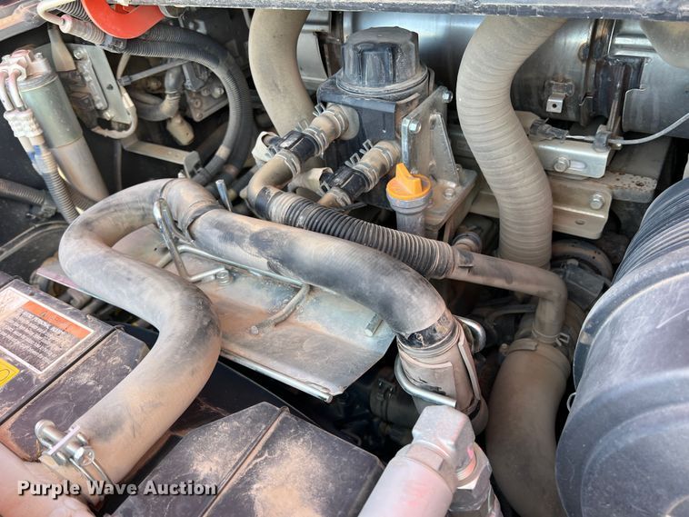 image for item JT9027 2021 Kubota SVL 95-2s tracked skid steer loader