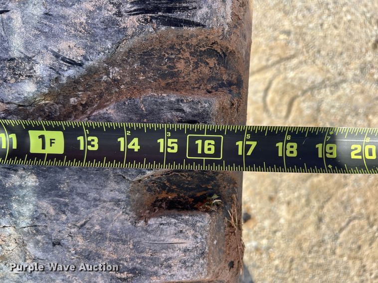 image for item JT9027 2021 Kubota SVL 95-2s tracked skid steer loader