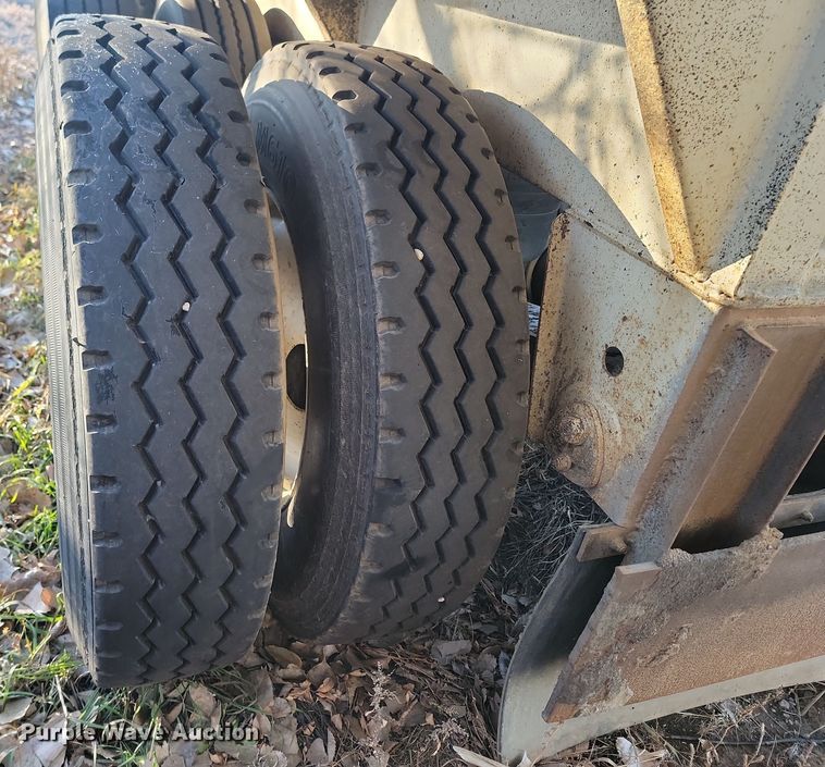 image for item KT9918 2012 Centerline Tank & Trailer MFG.  bottom dump trailer