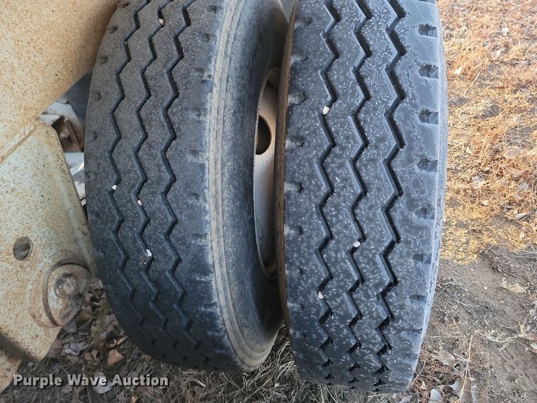 image for item KT9918 2012 Centerline Tank & Trailer MFG.  bottom dump trailer