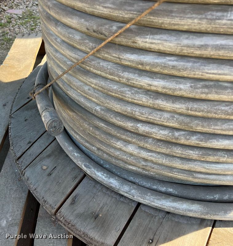 image for item KV9830 (4) pallets of wire