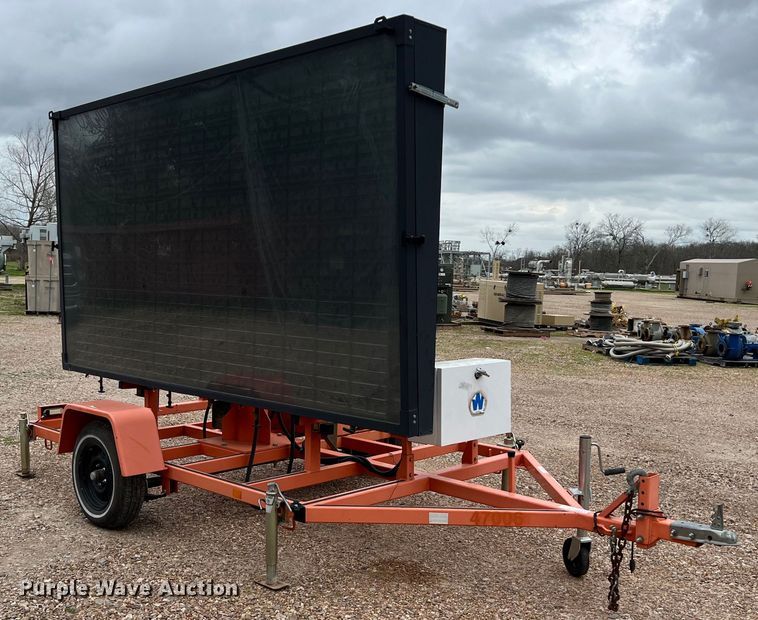image for item KV9841 2011 Wanco WTMMB message board trailer