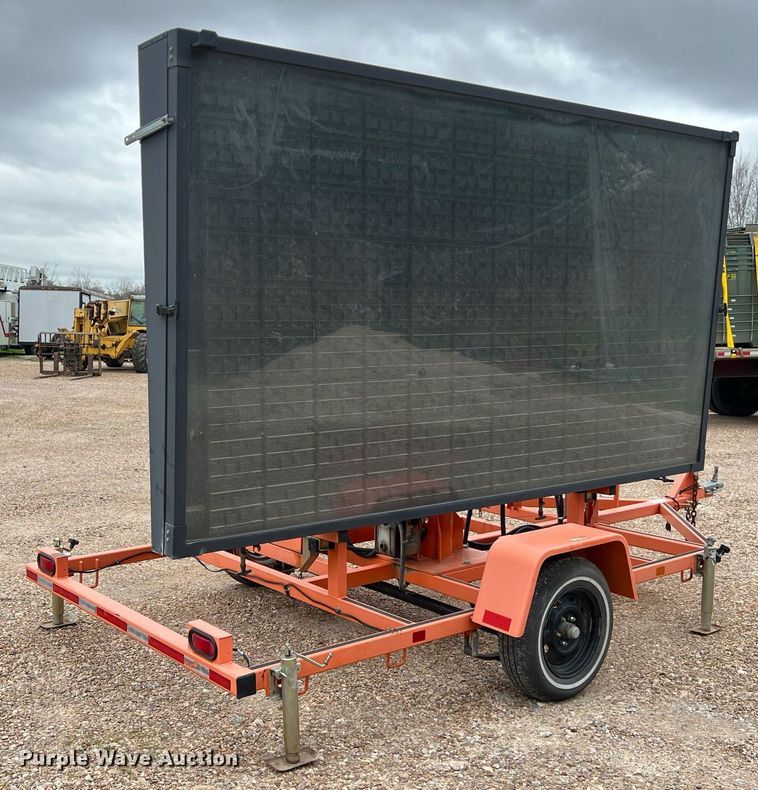image for item KV9841 2011 Wanco WTMMB message board trailer
