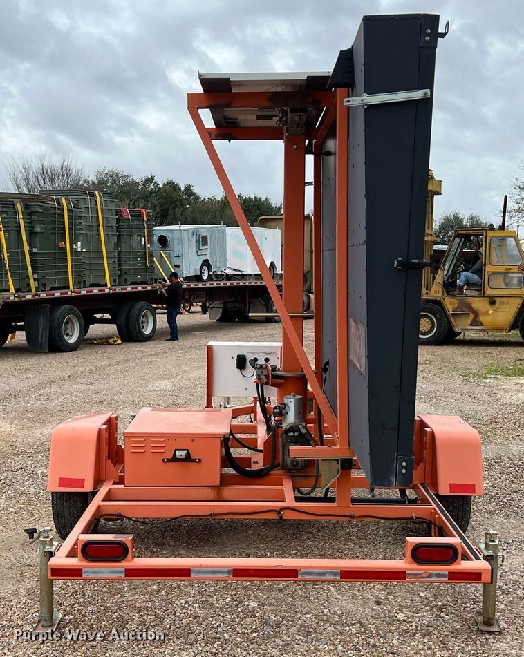 image for item KV9841 2011 Wanco WTMMB message board trailer