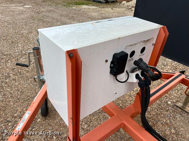 image for item KV9841 2011 Wanco WTMMB message board trailer