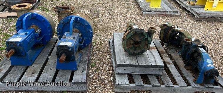 image for item KV9854 (5) centrifugal pumps