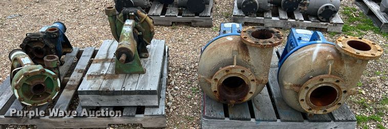 image for item KV9854 (5) centrifugal pumps