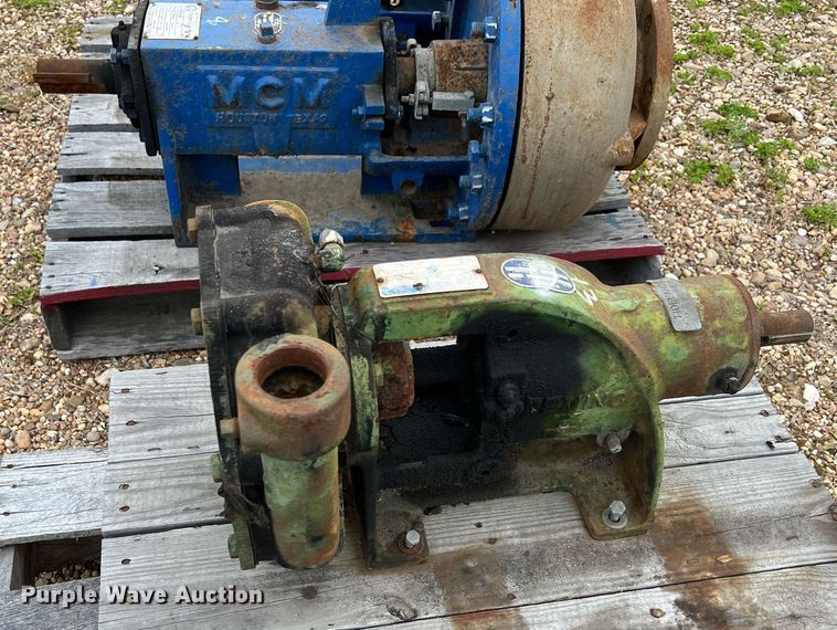 image for item KV9854 (5) centrifugal pumps