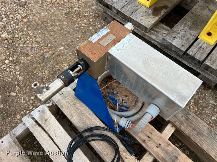 image for item KV9856 (3) pallets of pumps