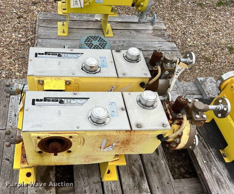 image for item KV9856 (3) pallets of pumps