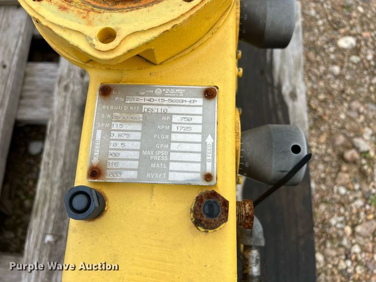 image for item KV9856 (3) pallets of pumps