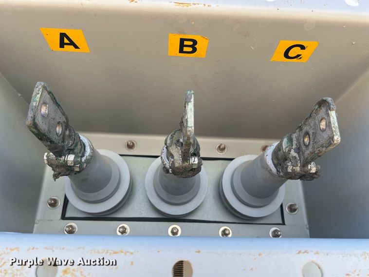 image for item KV9859 (2) 2008 Powell Loadbreak SF6 gas switches