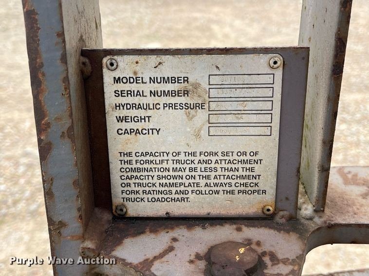 image for item KV9862 2004 Gehl DL10H telehandler