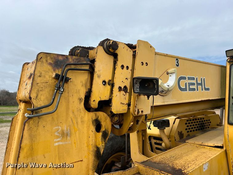image for item KV9862 2004 Gehl DL10H telehandler