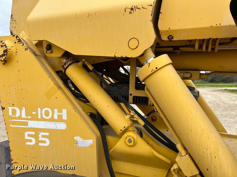 image for item KV9862 2004 Gehl DL10H telehandler