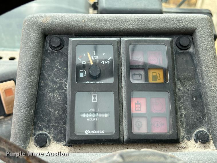 image for item KV9862 2004 Gehl DL10H telehandler