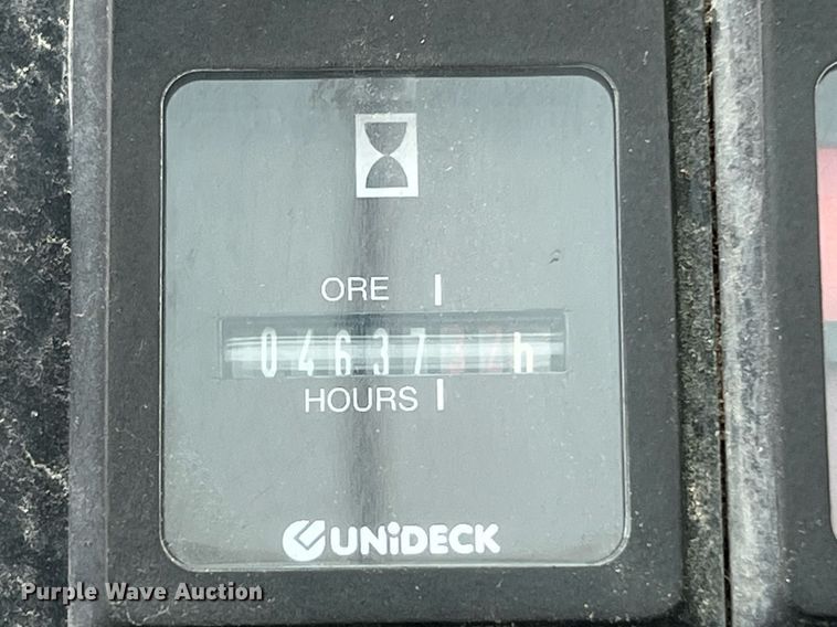 image for item KV9862 2004 Gehl DL10H telehandler