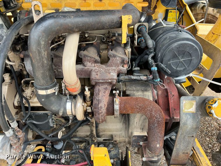 image for item KV9862 2004 Gehl DL10H telehandler