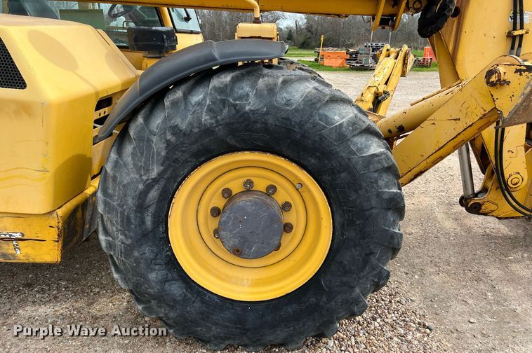 image for item KV9862 2004 Gehl DL10H telehandler