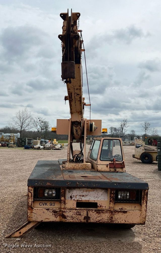 image for item KV9865 Broderson 10 80 2D crane