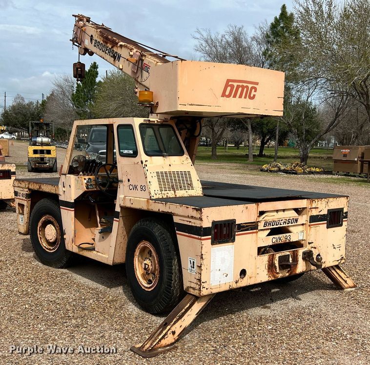 image for item KV9865 Broderson 10 80 2D crane