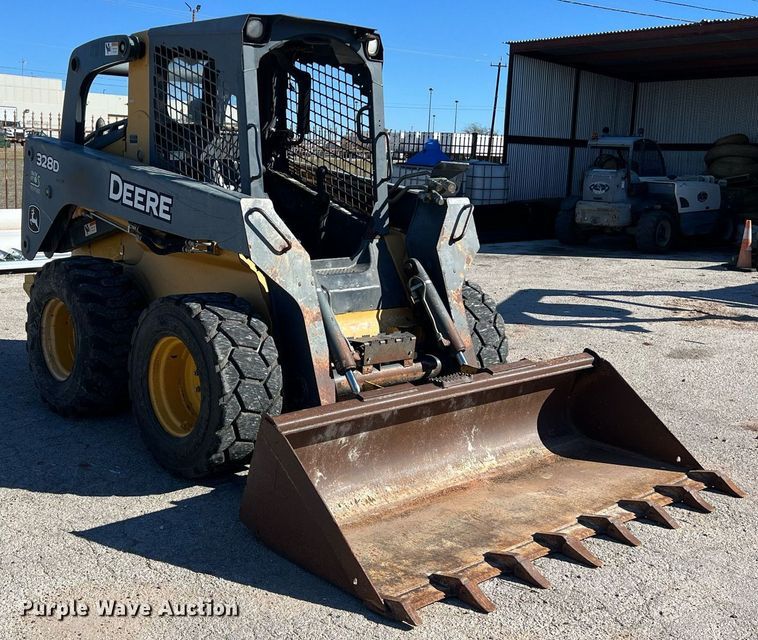 image for item KV9869 2012 John Deere 328D skid steer loader